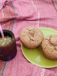 Una foto de Muffins de banana, canela y dulce de leche