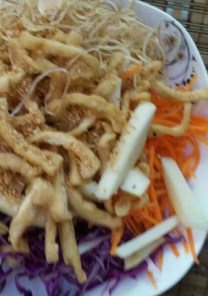 Hình của món Gỏi thập cẩm chay.