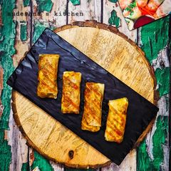A picture of Crispy Rolls.