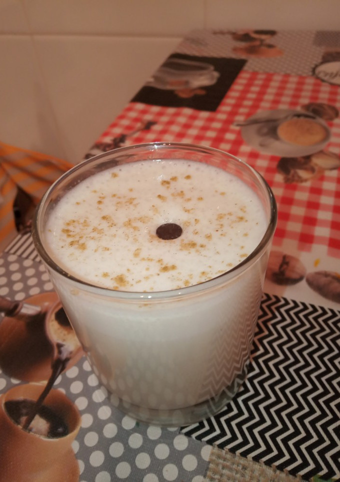 Una foto de Batido de plátano saludable