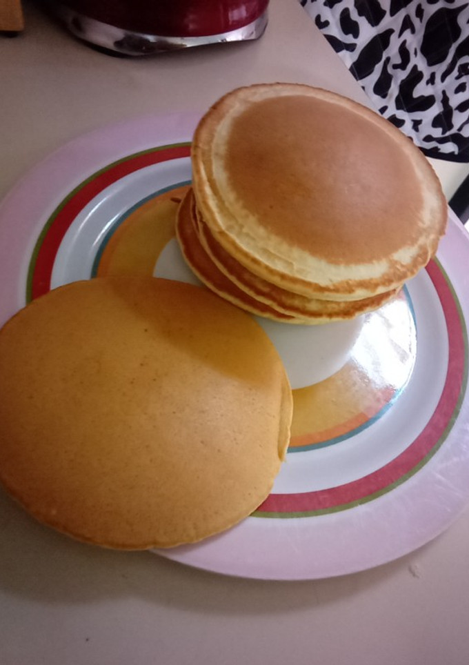 Una foto de Hot cakes esponjosos