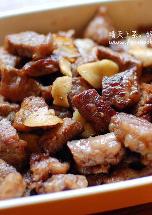 奶油蒜片骰子牛 [十分鐘快速上菜] 的食譜成品照片