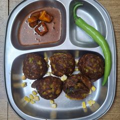 A picture of Sweet corn appam.