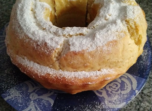 Foto principal de Bizcocho básico en forma de rosca