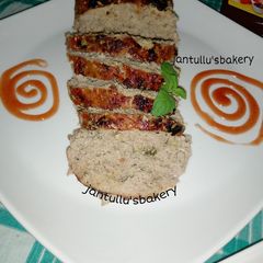 A picture of Meatloaf.