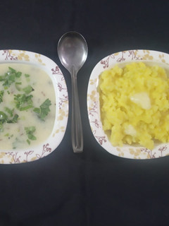 કાઠીયાવાડી કઢી (Kathiyawadi Kadhi Recipe In Gujarati) રેસીપી મુખ્ય ફોટો