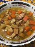 Soupe de carottes, panais et navets au lard