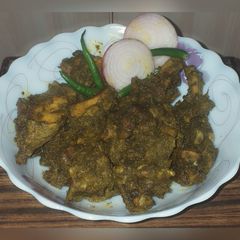 A picture of Goan chicken cafreal.