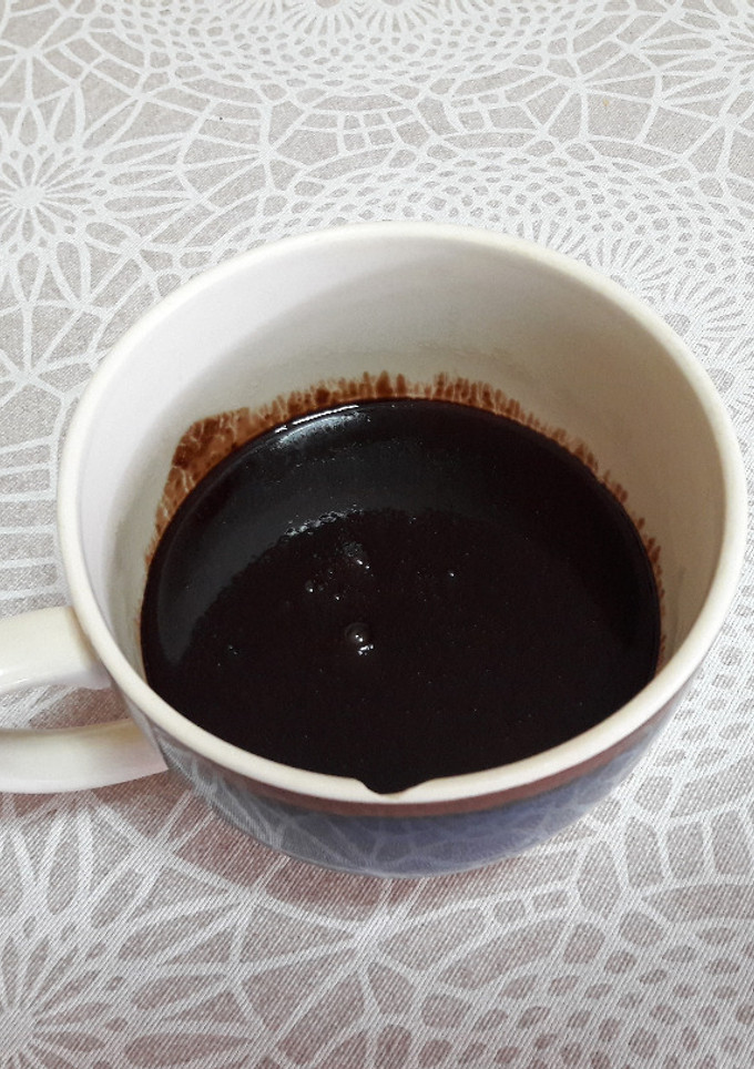 Una foto de Chocolate a la taza espeso con nueces solidario de comercio justo y vegano☕