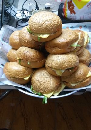 صورة لوصفة همبرغر بالدجاج بيتي