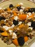 Ensalada de berenjena, moras, albaricoques y queso feta con nueces !!!!