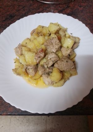 Una foto de Carne de cochino en adobo