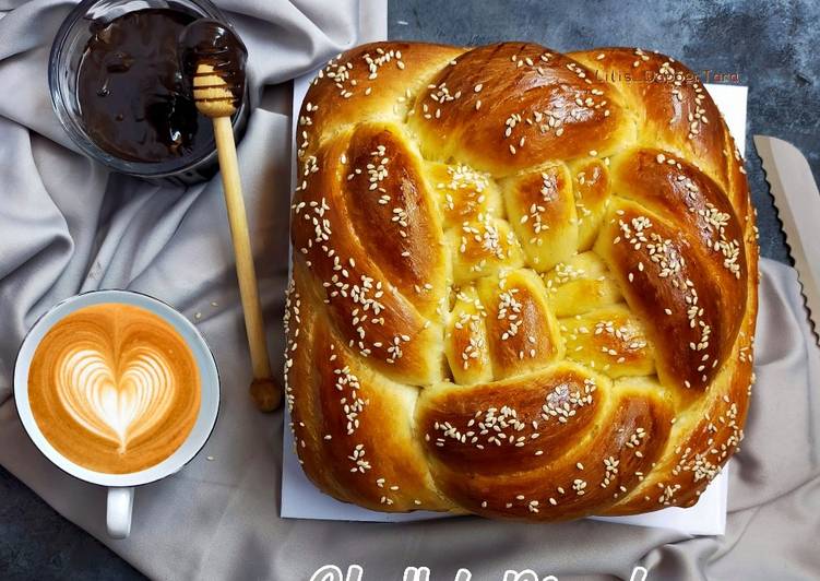 How to Make Yummy Challah Bread