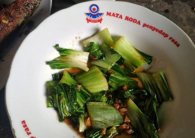 Resep Pakcoy Cah Saus Tiram Oleh Saluna Mahira Cookpad