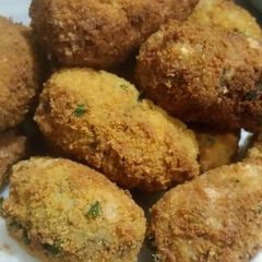 A picture of Fish Nuggets.
