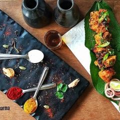 A picture of Chicken tikka.