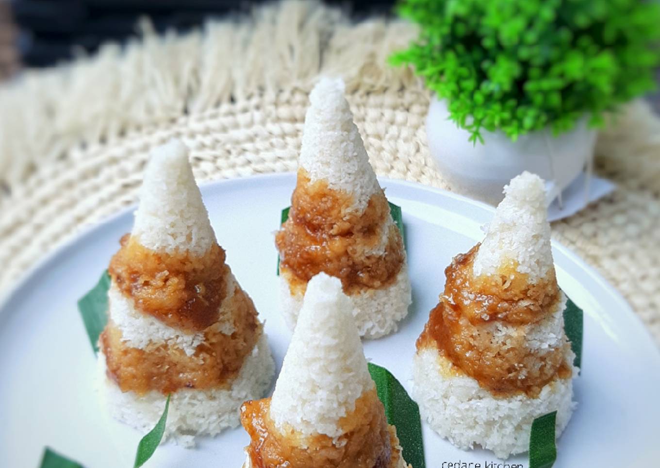 Kue Dongkal / Awug