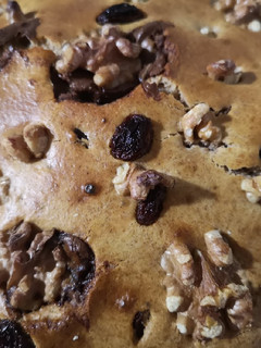 Una foto de Bizcocho de pasas, nueces y crema de cacao
