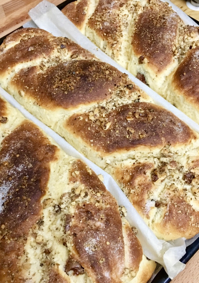Una foto de Trenza de chocolate - receta de Pascua  🐣