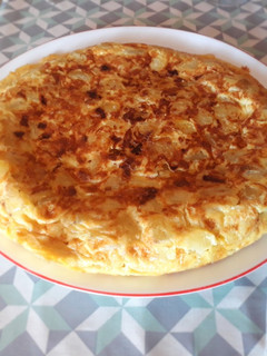 Una foto de Tortilla de patatas (con cebolla)