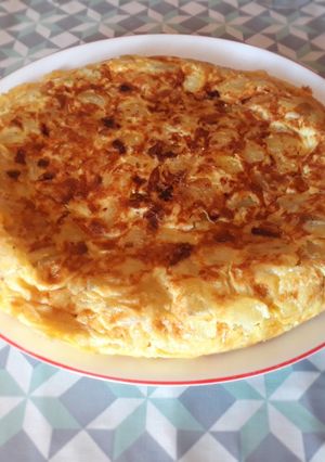 Una foto de Tortilla de patatas (con cebolla)