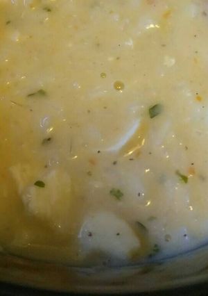 A picture of Creamy Chicken and rice soup.