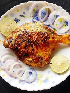 তন্দুরি পমফ্রেট(Tandoori pomfret recipe in bengali) রেসিপির প্রধান ছবি