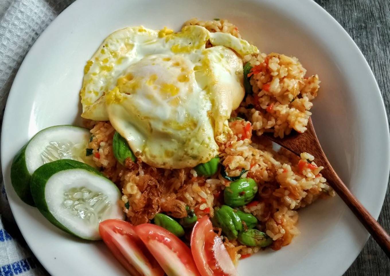 Nasi goreng padang (+hole dan ebi)