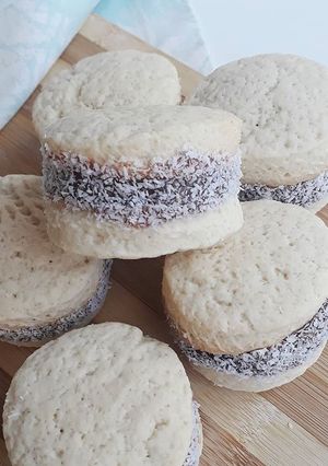Una foto de Alfajores de maicena