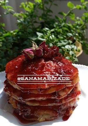 عکسی از دستور پنکیک توت فرنگی🍓Strawberry Pancake