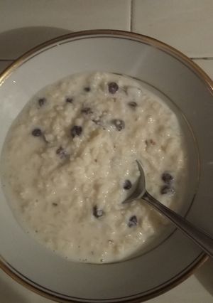Una foto de Arroz con leche y frutos secos