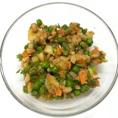 A picture of Indori style poha.