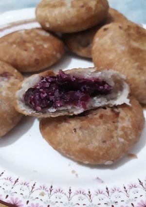 A picture of Chinese rose cake.