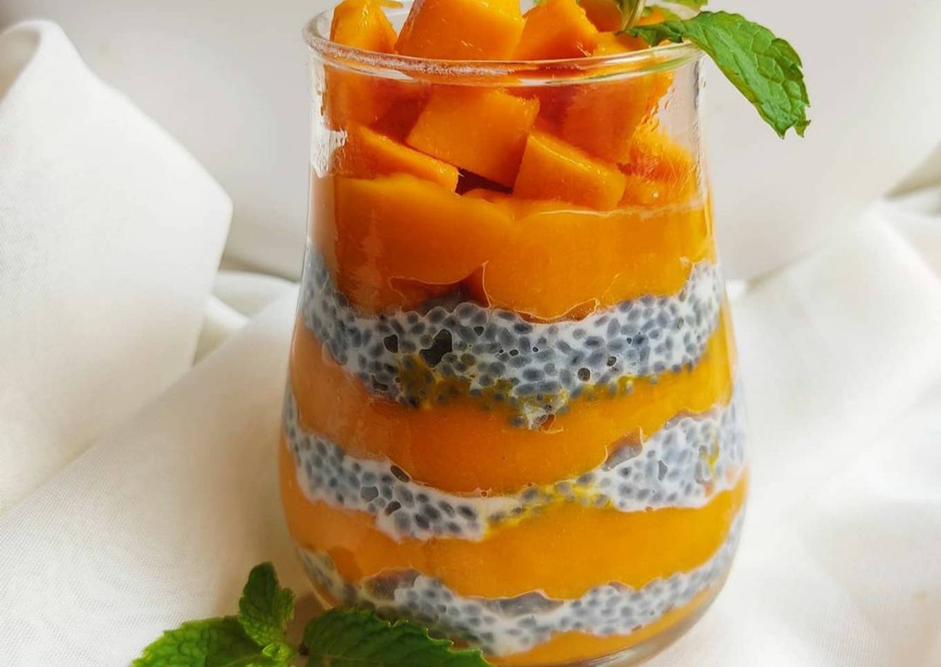 Mango Chia Pudding