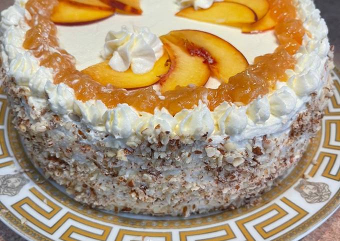 Торт «Для любимой мамочки» с персиками и взбитыми сливками, рецепт с фото — горыныч45.рф