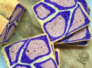 Gambar Purple Sweet Potato Patches Bread