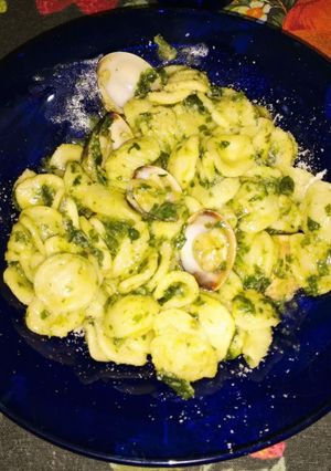 Foto di Orecchiette alle cime di rapa e vongole