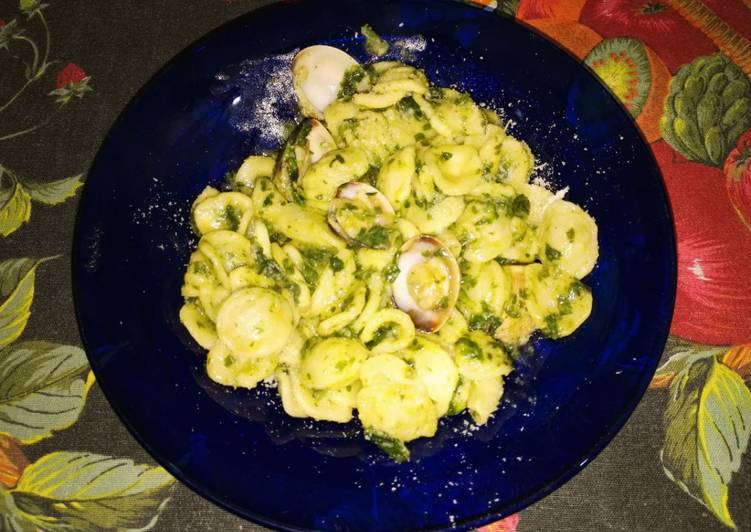 Orecchiette alle cime di rapa e vongole