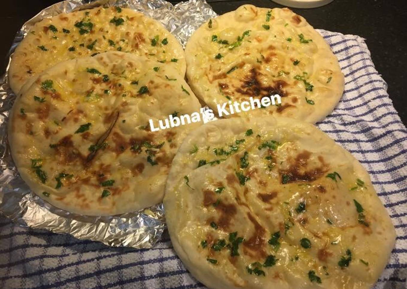 HOMEMADE <br />Yogurt & garlic Naan