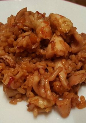 Una foto de Risoto de langostinos y chipirón