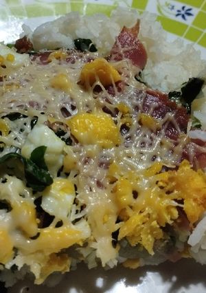 Una foto de Nido de arroz con acelga y jamón