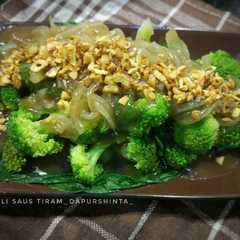 Brokoli Saus Tiram রেসিপির প্রধান ছবি