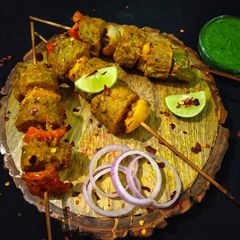 A picture of Papaya Muthiya Tikka.