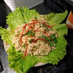 A picture of Shu Si Kai(chicken in Kewpie Roasted Sesame Dressing).