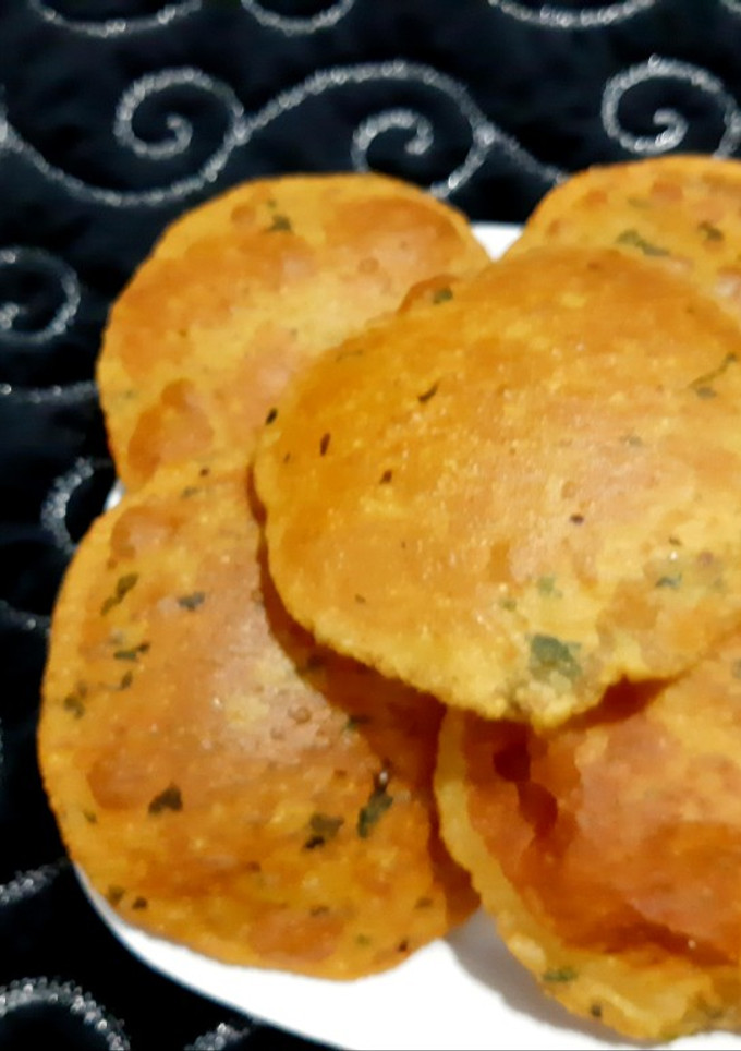 मसाला पूरी(masala poori recipe in Hindi) रेसिपी मुख्य फोटो