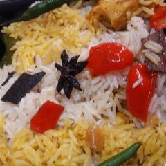 A picture of Chicken biryani.