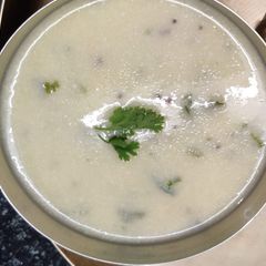 A picture of Kadhi.