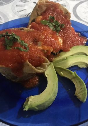 Una foto de Huevos rancheros al horno
