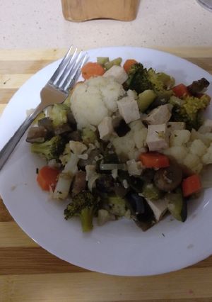 Una foto de Menestra de verduras y tofu