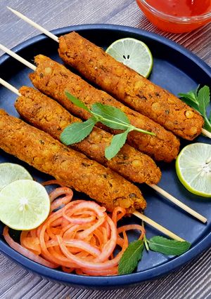 A picture of Chana Dal Seekh Kebabs.